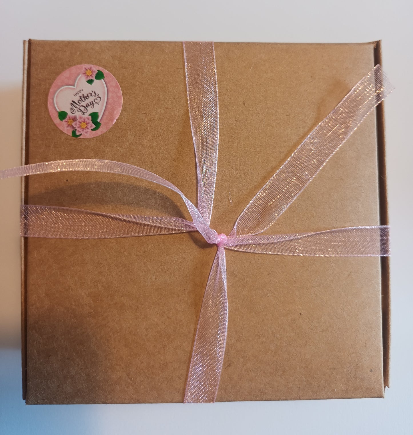 Scented hearts gift box