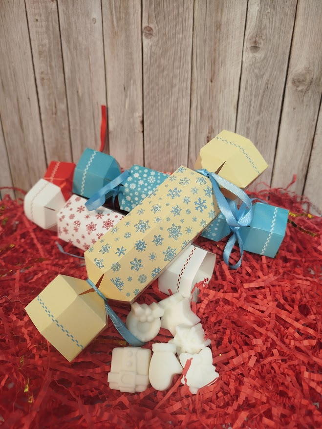 Christmas Cracker Mini Melts